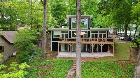 132 Lakeshore Drive, Roswell, GA 30075