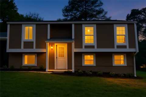 4941 Isle Royal Court, Stone Mountain, GA 30088