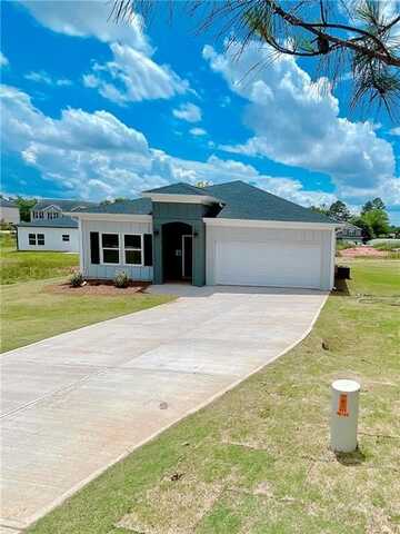 38 Harriet Drive, Lavonia, GA 30553