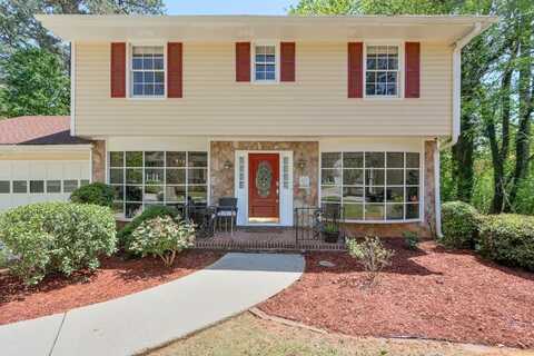 1423 Fairfield Drive SW, Lilburn, GA 30047
