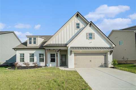 35 Henson Farm Drive, Loganville, GA 30052