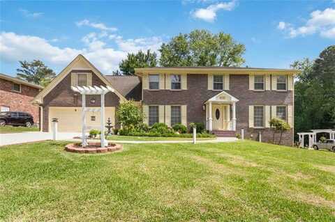 5152 CLEARWATER Drive, Stone Mountain, GA 30087
