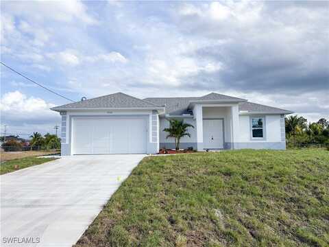 2703 42nd Street SW, Lehigh Acres, FL 33976