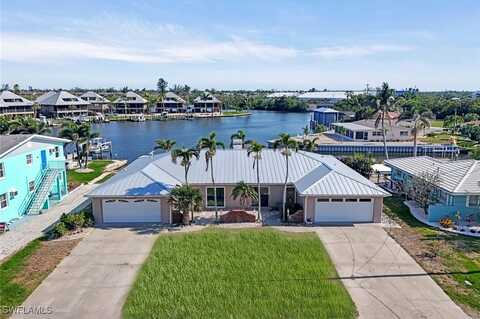 7775 Bocilla Lane, Bokeelia, FL 33922