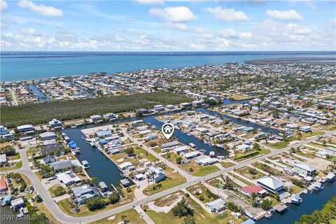 2753 N Ibis Court, Saint James City, FL 33956