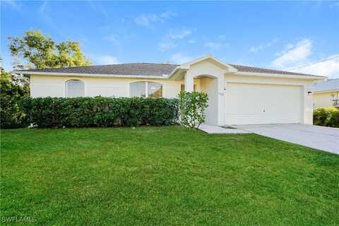725 Kari Circle, Lehigh Acres, FL 33974