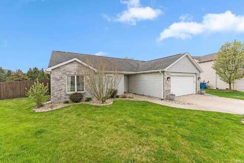809 Darwillow Court, Huntertown, IN 46748