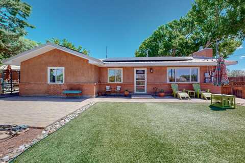 5 HOBBS Road, Peralta, NM 87042