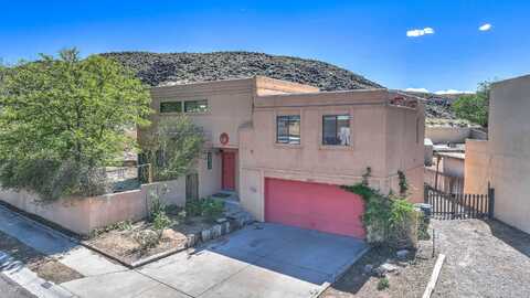 4901 BUTTE Place NW, Albuquerque, NM 87120