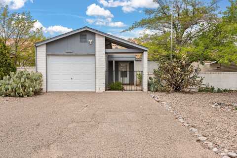 4245 Russell Court NE, Rio Rancho, NM 87124