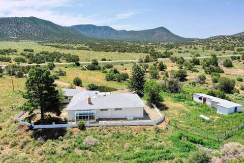 1449 NM 14, Golden, NM 87047