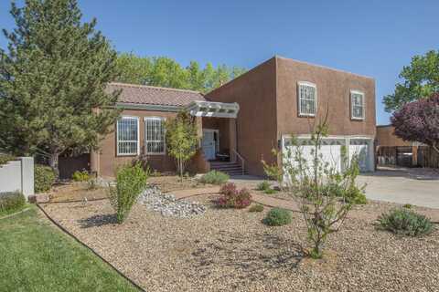 2409 Calle del Estavan NW, Albuquerque, NM 87104