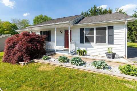 66 HAYRICK RD, WAYNESBORO, VA 22980