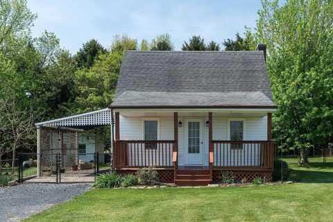 19 NEW HOPE AND CRIMORA RD, WAYNESBORO, VA 22980