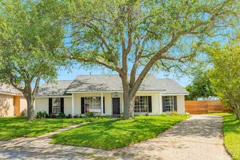 2700 E Palm Circle, Galveston, TX 77551