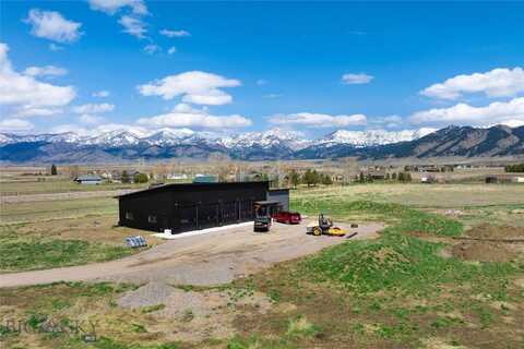 7560 Springhill Road, Belgrade, MT 59714