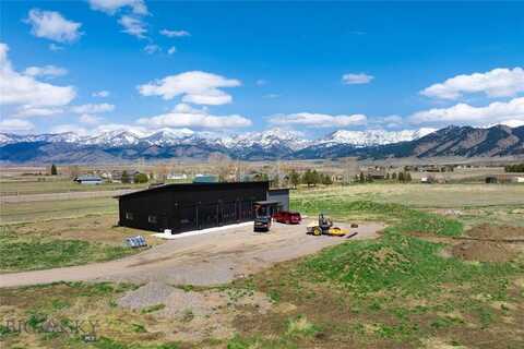 7560 Springhill Road, Belgrade, MT 59714