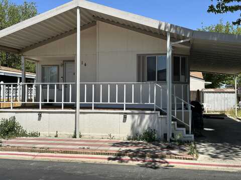 3524 E Avenue R, Palmdale, CA 93550