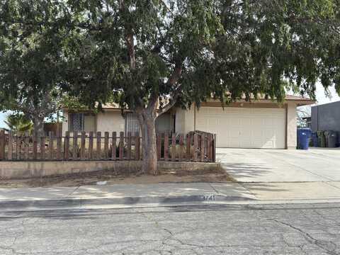 3741 W Avenue K13, Lancaster, CA 93536
