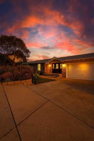 12521 Mcferon Road, Escondido, CA 92029