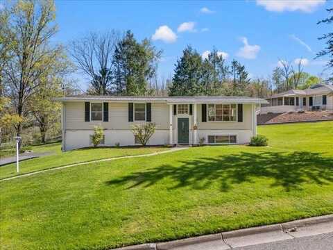 26 Winding Lane, VESTAL, NY 13850