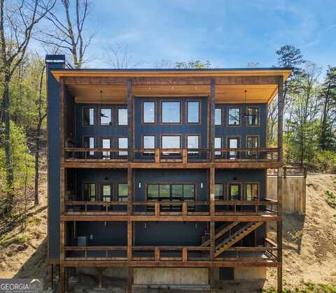 85 Longview, Mineral Bluff, GA 30559