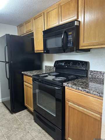 10300 W Winston Ave, Baton Rouge, LA 70809