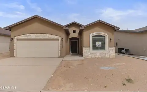 13893 Sky Harbor Avenue, Horizon City, TX 79928