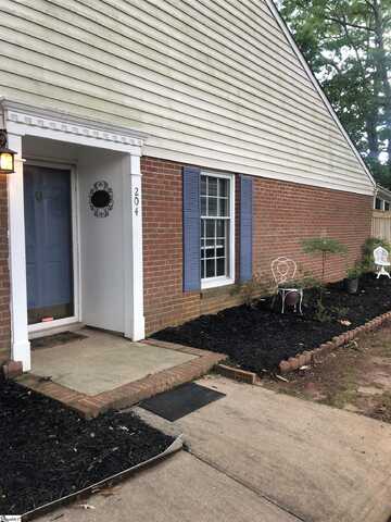 204 Wenwood Circle, Greenville, SC 29607