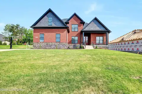 132 Wooded Glen Dr, Mount Washington, KY 40047
