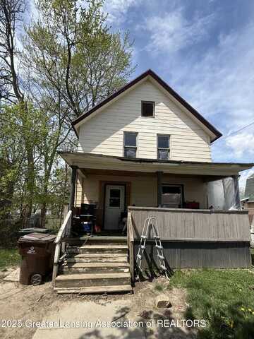 927 N Chestnut Street, Lansing, MI 48906