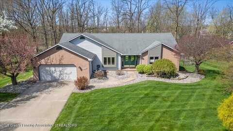 15090 Duxbury Lane, Lansing, MI 48906