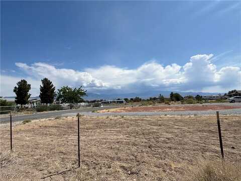 3201 W Prospector Lane, Pahrump, NV 89048