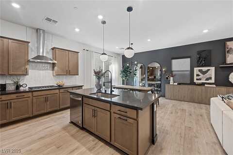 1563 Rock Kestrel Street, Las Vegas, NV 89138