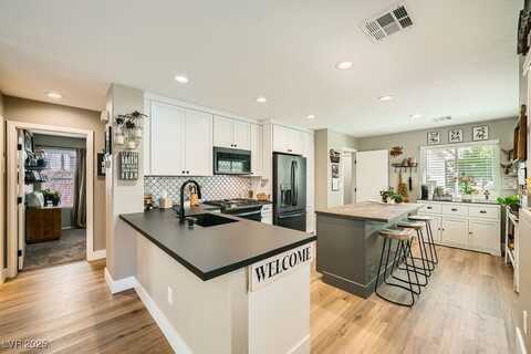 3257 River Glorious Lane, Las Vegas, NV 89135