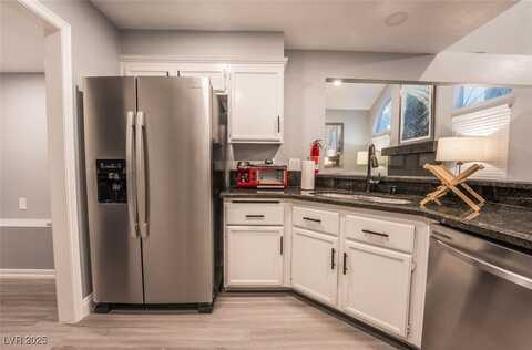 3220 Shoreheight Street, Las Vegas, NV 89117