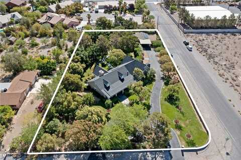 5106 N Chieftain Street, Las Vegas, NV 89149