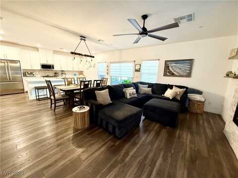 600 N Carriage Hill Drive, Las Vegas, NV 89138