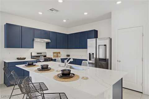 5692 Tinar Street, Las Vegas, NV 89113