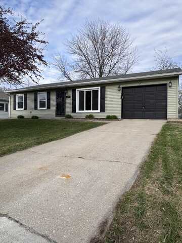 2102 Berwick Drive, Valparaiso, IN 46383