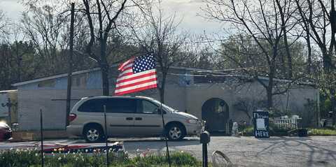 143 N 500 W, Valparaiso, IN 46385