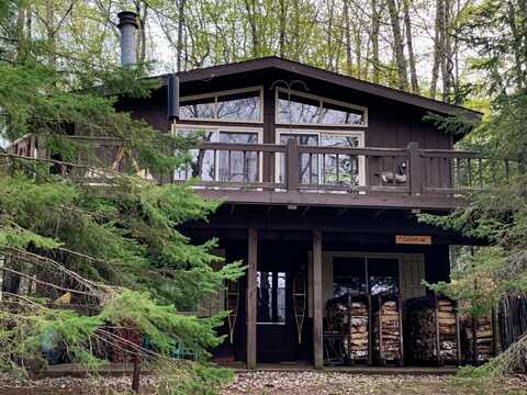 9546 TIMBER WOLF RD, Presque Isle, WI 54557