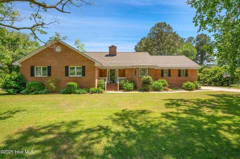 110 Squire Drive, Winterville, NC 28590