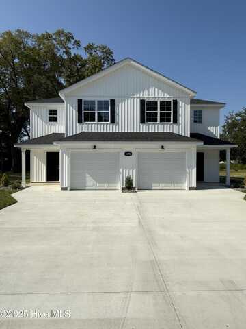 4371 W West Pine Street, Farmville, NC 27828