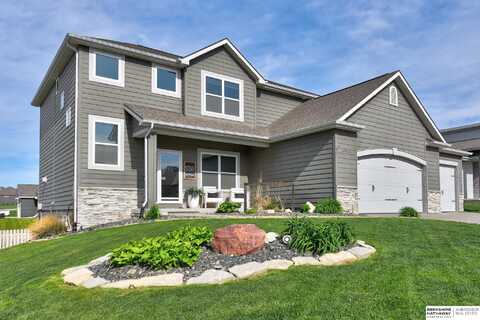 4904 N 208th Avenue, Elkhorn, NE 68022
