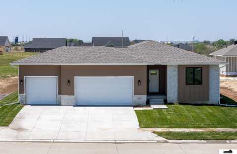 11660 S 124th Street, Papillion, NE 68046