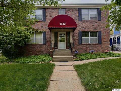 1612 S 32nd Avenue, Omaha, NE 68105