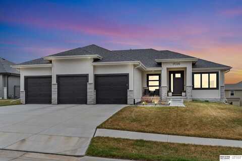 17026 Emma Street, Bennington, NE 68007