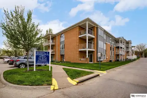 3001 S 51st Street Court, Lincoln, NE 68506