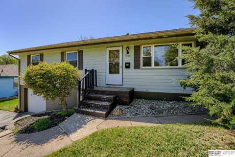 5701 Grand Avenue, Omaha, NE 68104